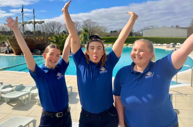 Entertainment Team Leader